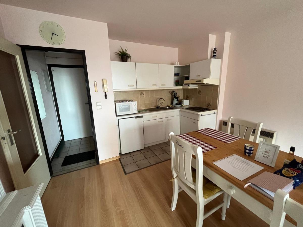 Frontaal Zeezicht In Appartement De Strandjutter 奥斯滕德 外观 照片